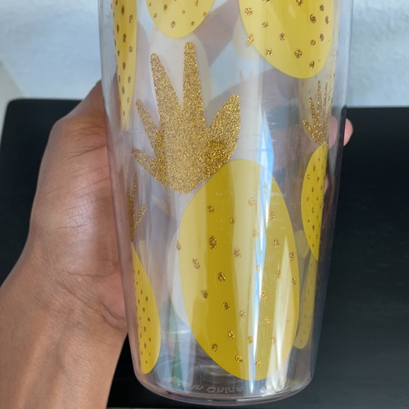 Pineapple Tumbler - Picture 3 of 5